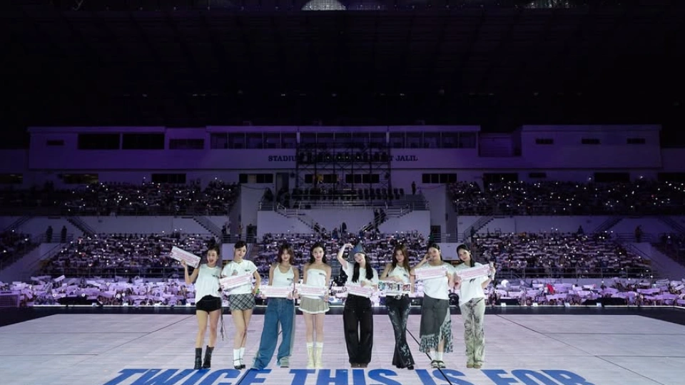 Twice konser di Kuala Lumpur [Instagram.com/twicetagram]